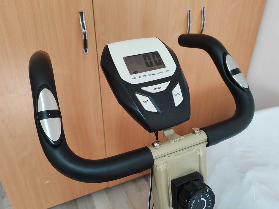 Bicicleta fitness sport cu afisaj, perfect functionala