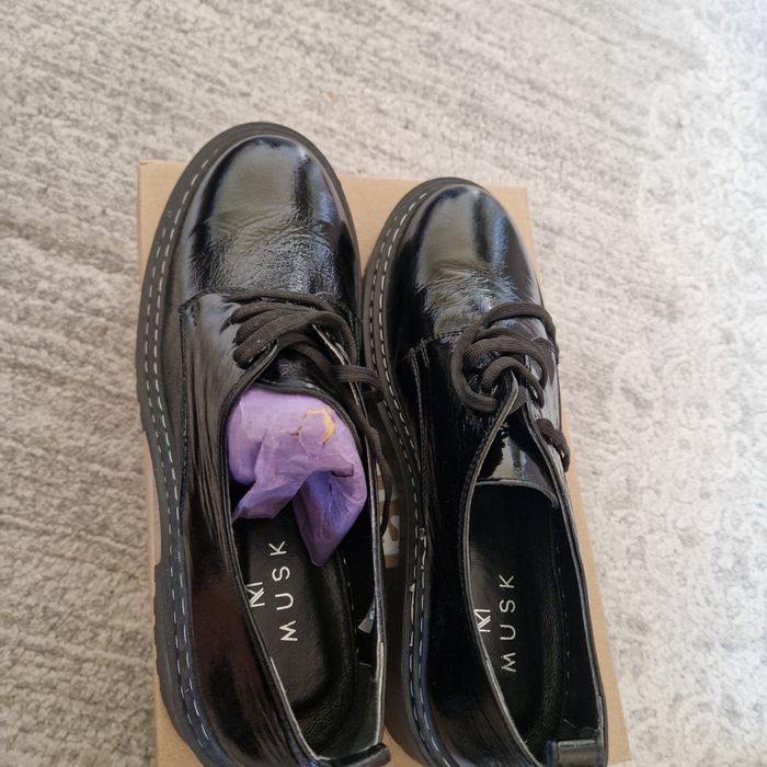 Дамски обувки нови