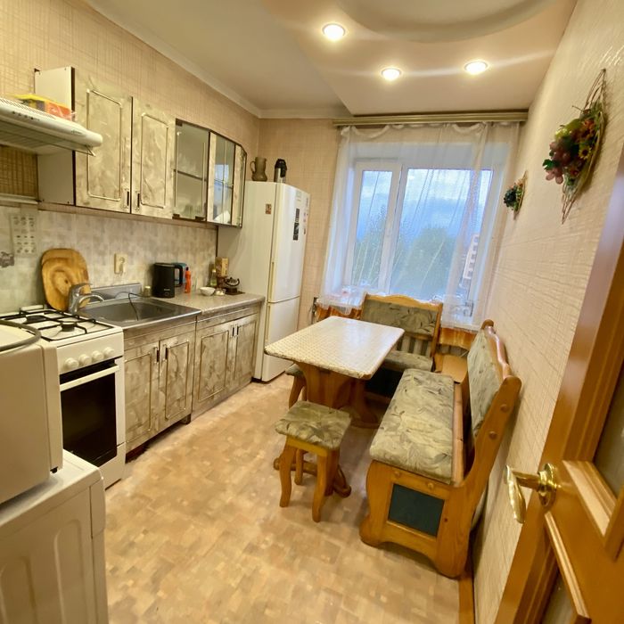 3комн. Ауэзова 34 5эт.