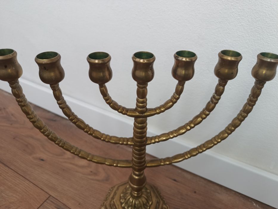 Menoră  bronz cu 7 brațe