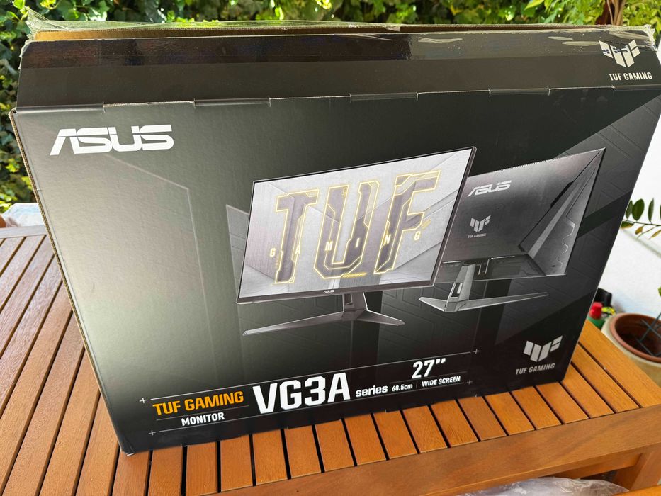Monitor ASUS TUF Gaming QHD 27 inch 180Hz in garantie