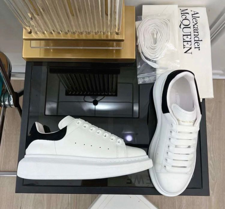 Adidași Alexander McQUEEN la DOAR 249