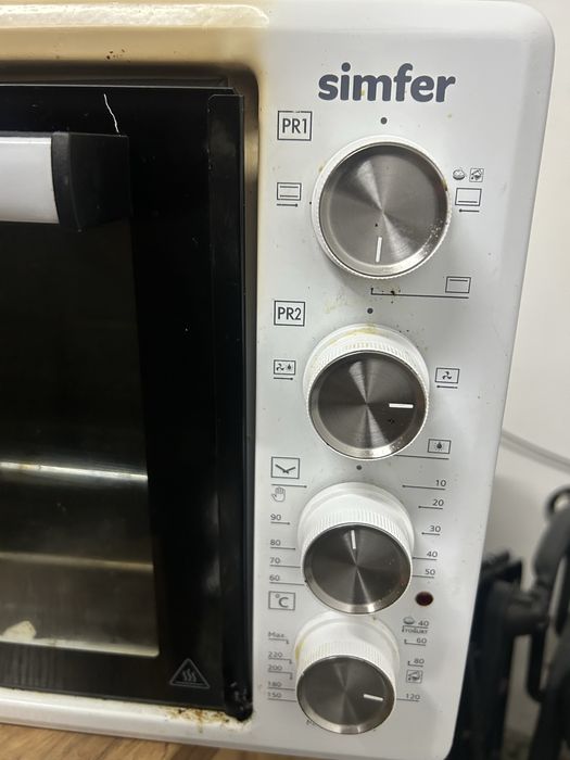 Продается Духовка Simfer