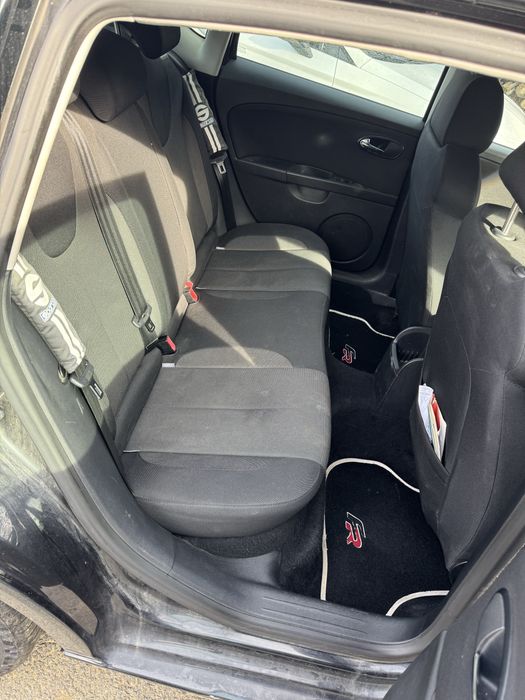 Сеат Леон 1P FR 2.0TDI 170 коня На Части