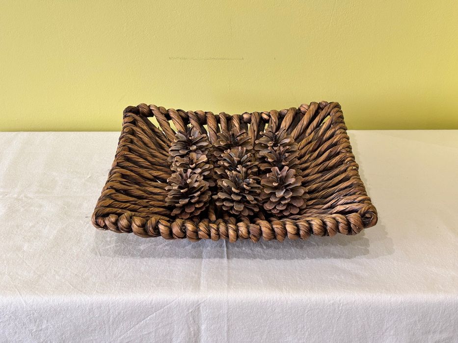 Декорация: сноп, плата, панерки и сухи цветя