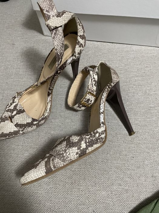 Pantofi stiletto, piele naturala croco, marimea 39, identic Musette