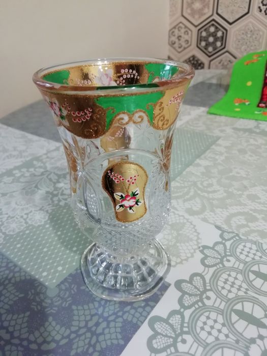 Продам стаканы 6 шт