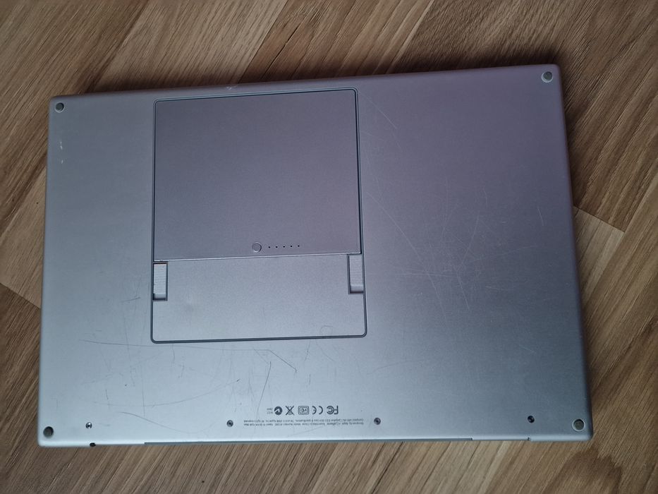 MacBook Pro  a1260