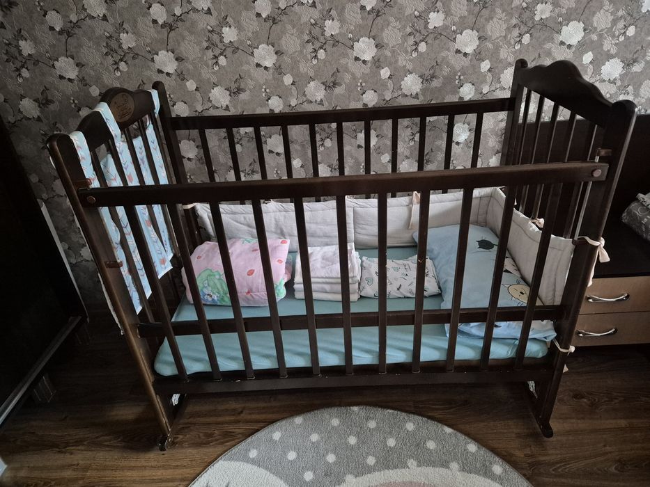 Кроватка детская