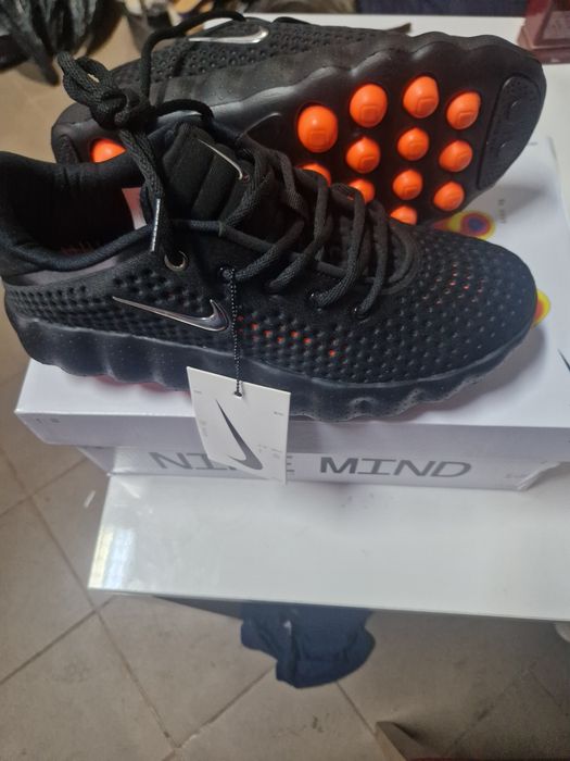 Vand Nike Mind ,nou cu eticheta nr 41 cu 26 cm