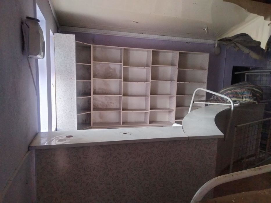 Витрина барная стойка полки