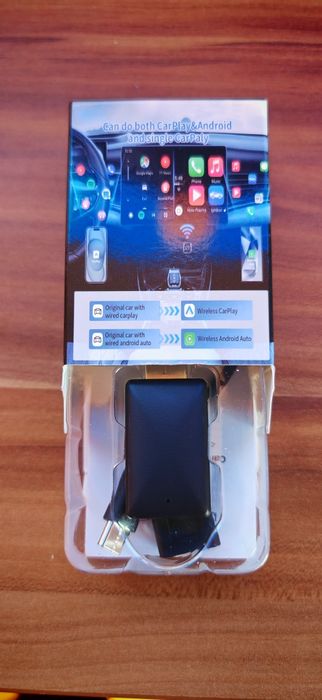 Adaptor Wireless Apple CarPlay și Android Auto