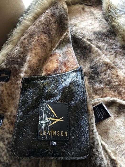 Палта, Кожух от агнешка кожа, топло яке с яка от заек и кожено яке