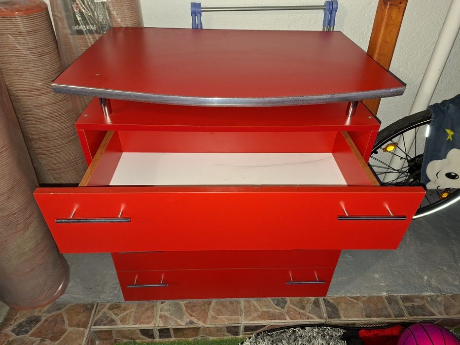 Comoda dormitor cu 4 sertarere