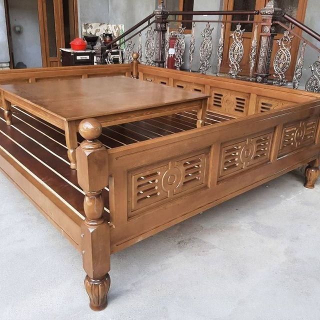 Сури тапчан карават