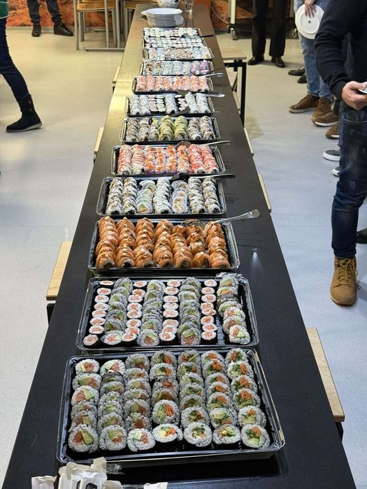 Суши Кетъринг за Фирмени Събития – Впечатлете Екипа и Гостите