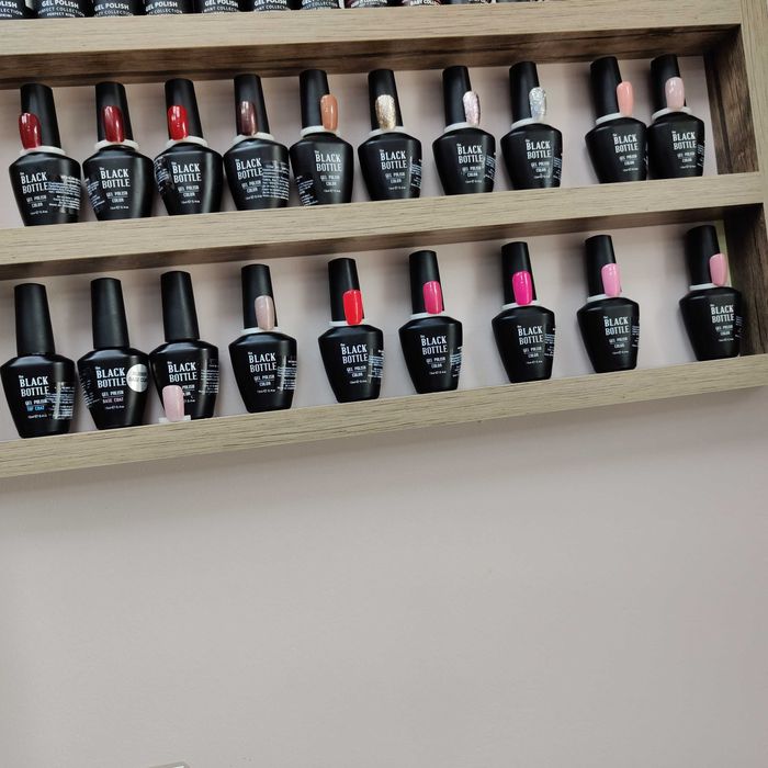 Гел лакове Black Bottle