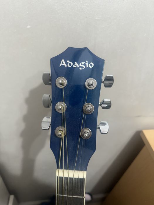 Акустическая Гитара