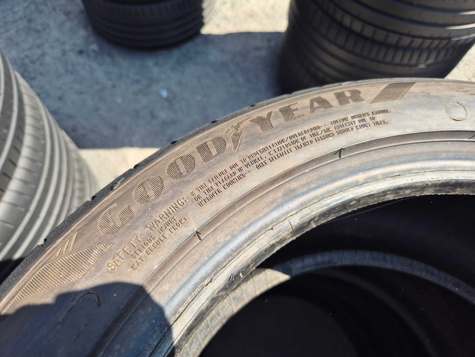 2 Anvelope de VARA - 245/45/17 - GoodYear - Stare F BUNA - DOT 2022