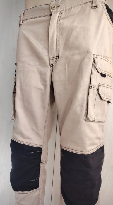Pantaloni de muncă cargo