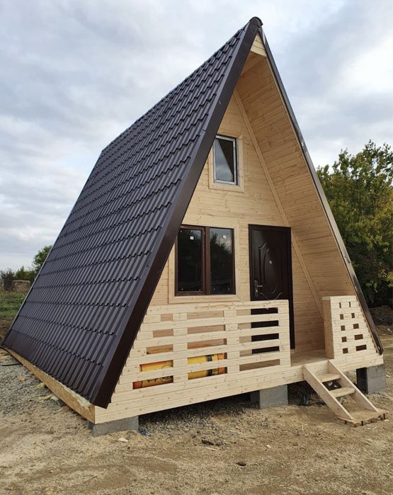 Vand cabane tip A frame la cheie