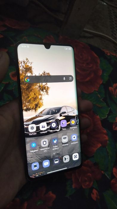 Xiaomi Mi Note 10 lite 6/64 xolati 10/5 orqa krishka alishgan  bez kar