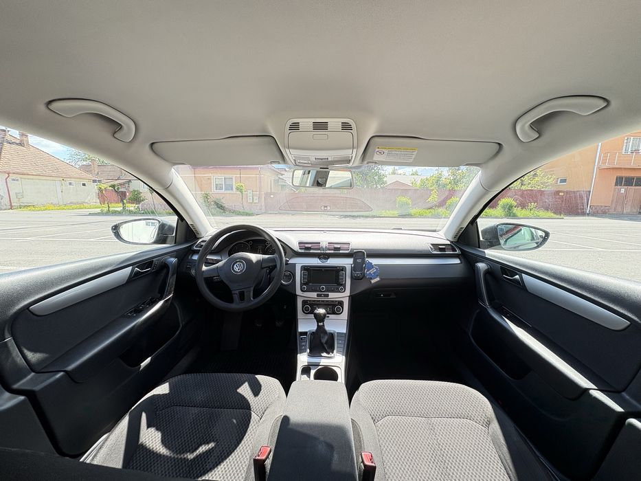Volkswagen Passat B6 2012