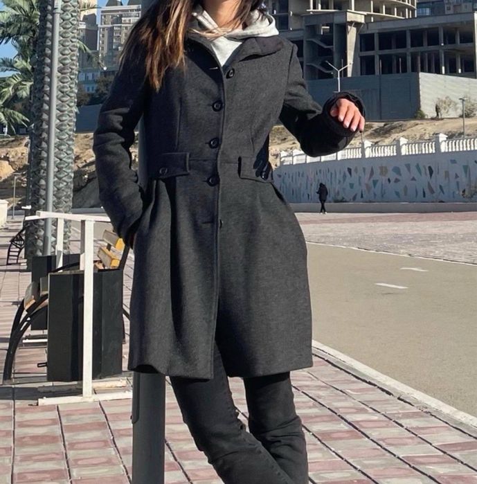 Стильное пальто Mango Casual