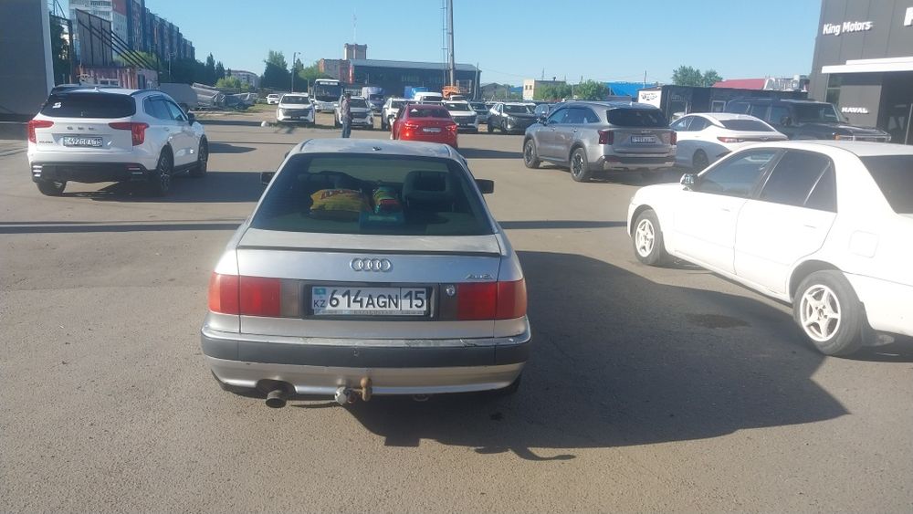 Продам ауди б4 1992 года 2 литра моно