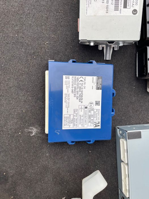 Lexus CT200H Батерия броня фарове  стопове волан капак hybrid Модули