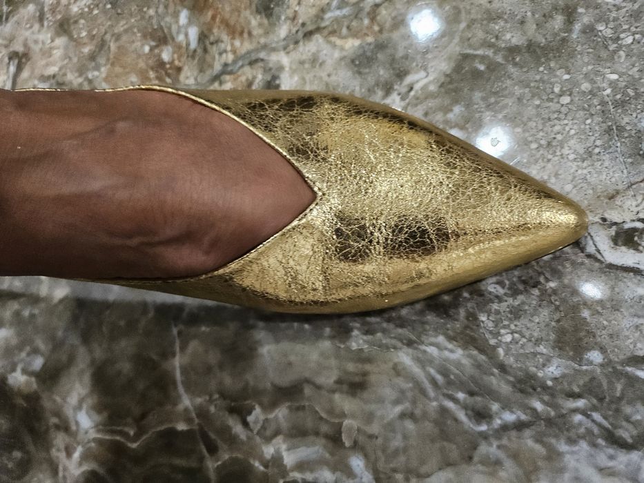 Златни, дамски, естествена кожа официални обувки