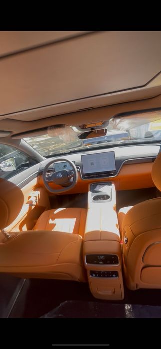 Донгфен 008  автосалонда. 25/26. Ултра Рестайлинг массаж