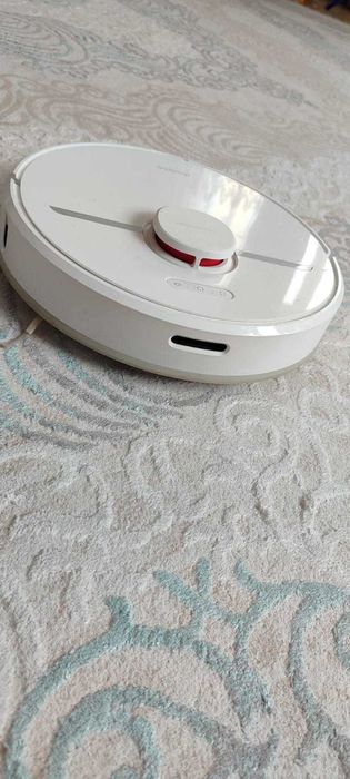 Пылесос      робот