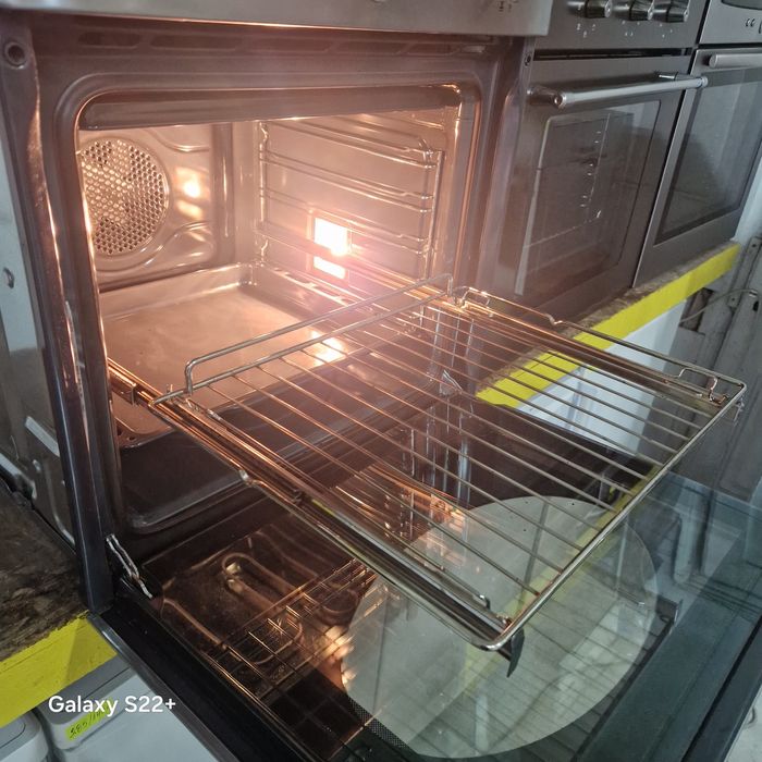 Фурна за вграждане тип ретро SMEG