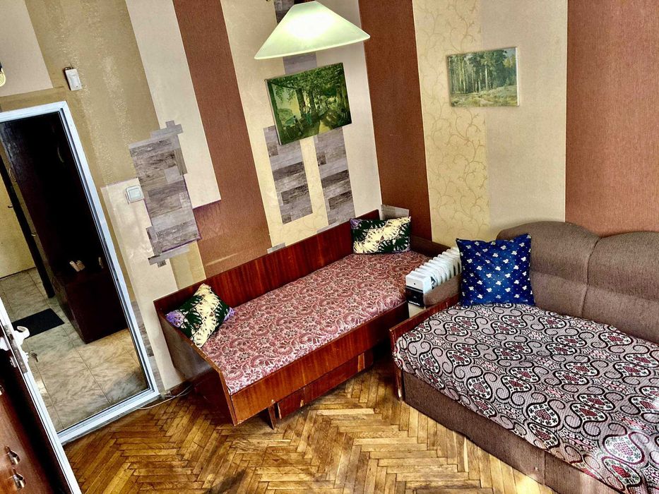 Дава се под наем Двустаен апартамент в Бургас, Лазур - 60 кв.м за 178.5 € - Снимка #1