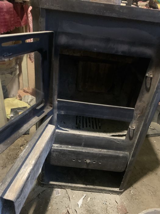 камина прити на твърдо гориво