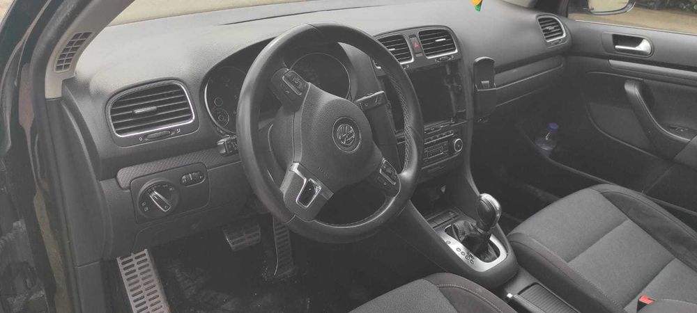 Dezmembrez Volkswagen Golf 6 2.0TDi Cod CFF 2011 break