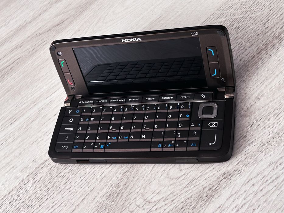 Nokia E90 Communicatior CA NOU- 29 ore vorbite- Colectie- RAR