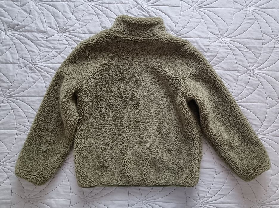 Jacheta de plus H&M noua fara eticheta