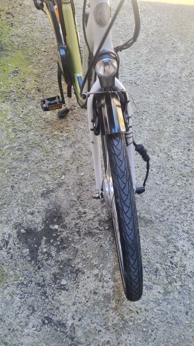 Vând bicicleta electrică