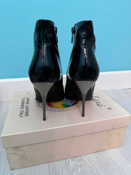 Полусапожки, ботильоны Флоренция, Италия