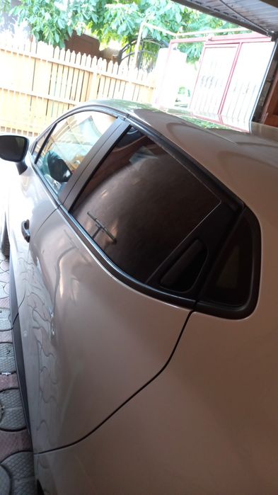 Vând Renault Clio