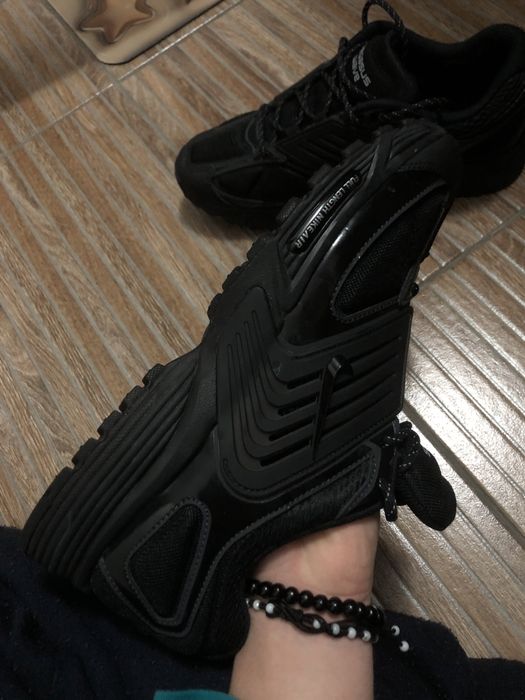 Vand adidasi nike pegasus