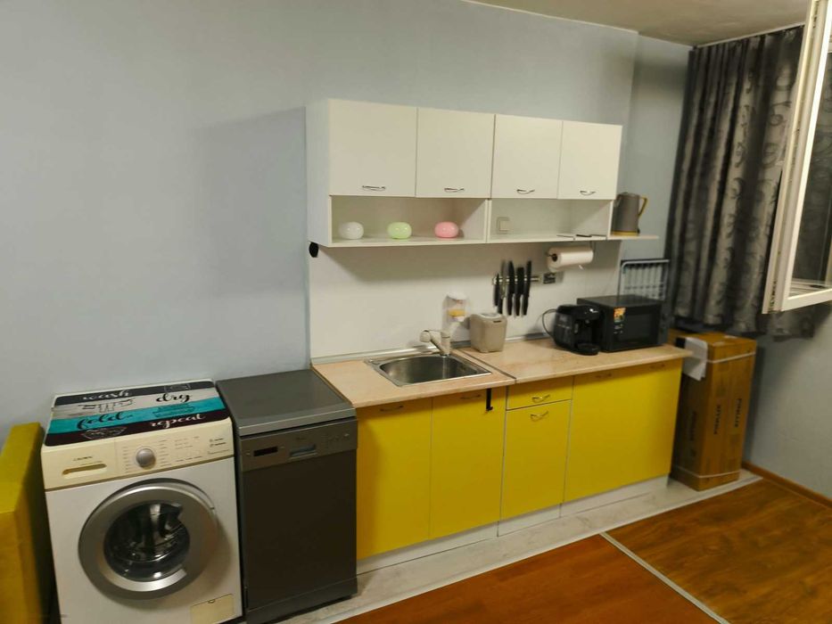 Дава се под наем Двустаен апартамент в София, Зона Б-5 - 55 кв.м за 530 € - Снимка #2