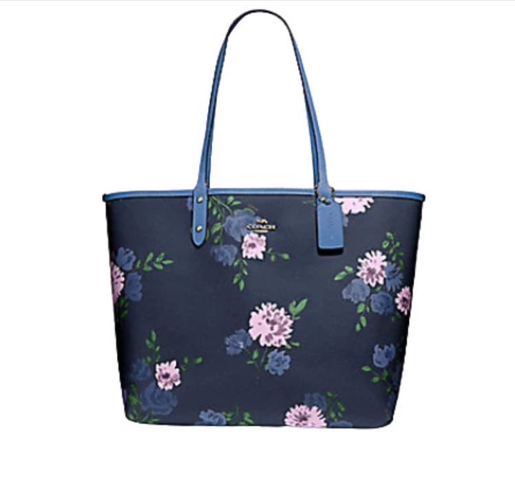 Geanta noua Coach reversibila tote in signature canvas peony print