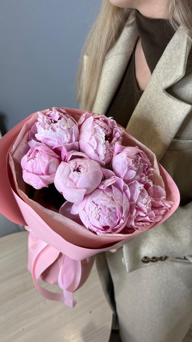 Пионы оптом и розницу