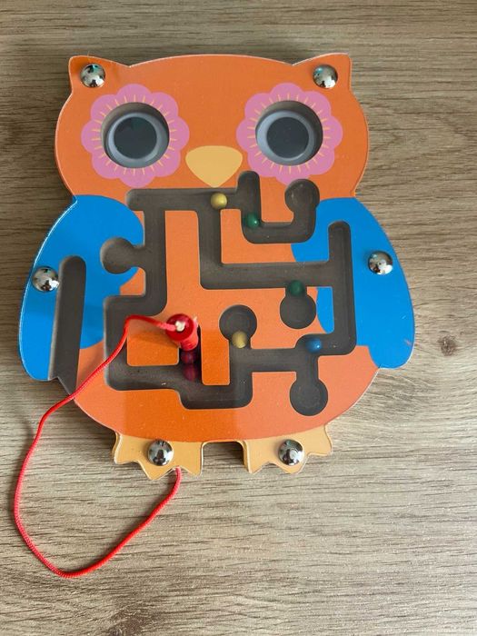 Дървена кафемашина и дървен лабиринт бухал