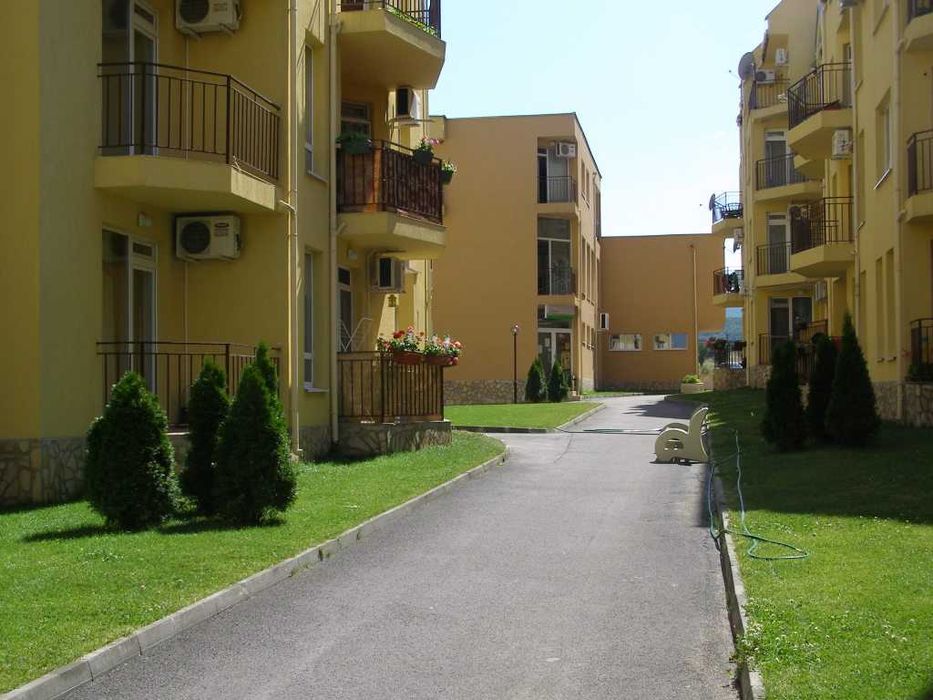 Продава се Двустаен апартамент в с. Нови хан, Област София-област - 57 кв.м за 1228 €/кв.м - Снимка #2