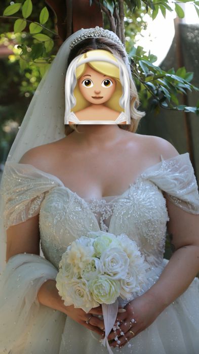 булчинска рокля.