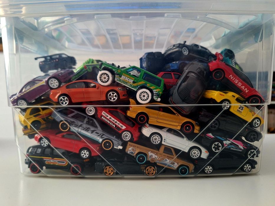 Super Colectie Masinute - 500 bucati alese cu drag - Hot Wheels, Matchbox, Majorette
